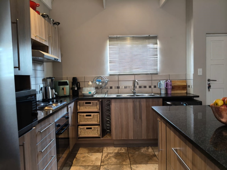 3 Bedroom Property for Sale in Waterval East North West